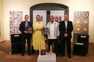 FORTALECE CULTURA RECONOCIMIENTO A GASTRONOMÍA POBLANA; PRESENTA LIBRO DEL CHILE EN NOGADA