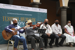 RECONOCE CULTURA A TRES POBLANOS COMO &quot;TESOROS HUMANOS VIVOS&quot;